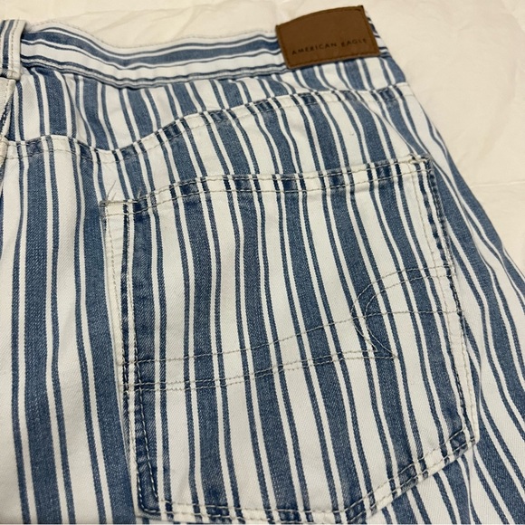 America Eagle Jean Shorts - Picture 3 of 5